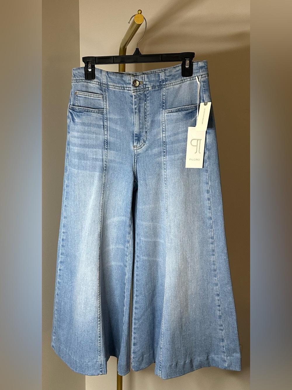 NWT! Pilcro Mid-Rise Wide-Leg Crop Jeans - Picture 5 of 10